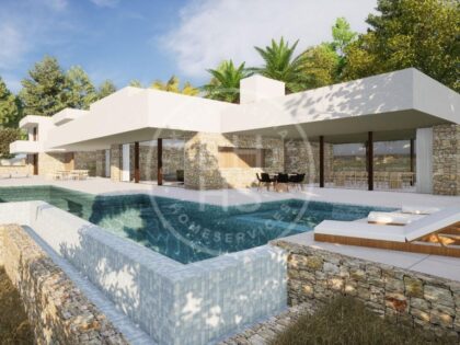 Maravilla moderna en Moraira: una amplia villa con fascinantes vistas al mar