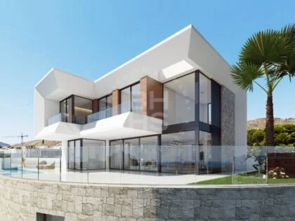Una villa moderna con impresionantes vistas al mar y al horizonte