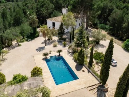 Excepcional Villa Rústica en Venta en Altea - Una Mezcla Única de Patrimonio y Tranquilidad