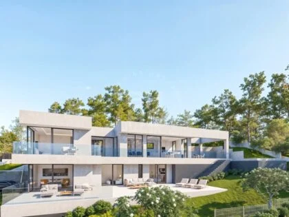 Amplia Villa de Obra Nueva con Vistas al Mar en Venta en Javea