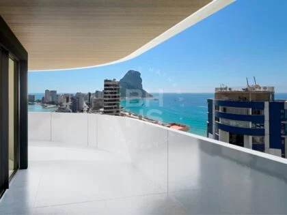 Smart Home Living en Calpe: Un refugio mediterráneo sostenible