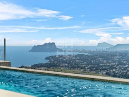 Obra Maestra de la Arquitectura: Villa de lujo en Cumbre del Sol - Residencial Jazmines