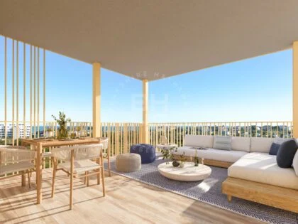 Exquisito Ático en Venta en Denia