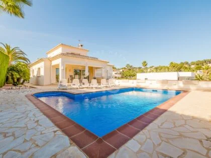 Villa contemporánea en venta en Benissa