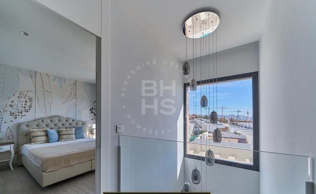 xlarge_CBNAAP1449_35531_V1_21FA