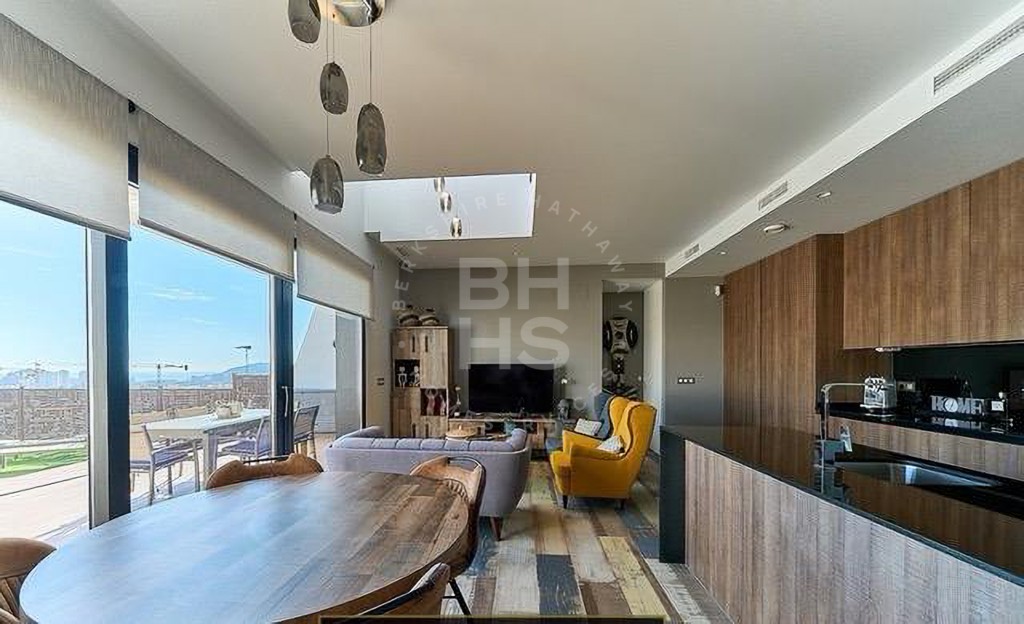 xlarge_CBNAAP1449_35542_V1_185C