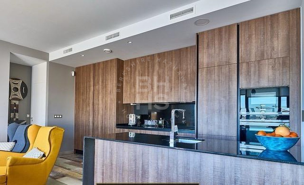 xlarge_CBNAAP1449_35544_V1_191C