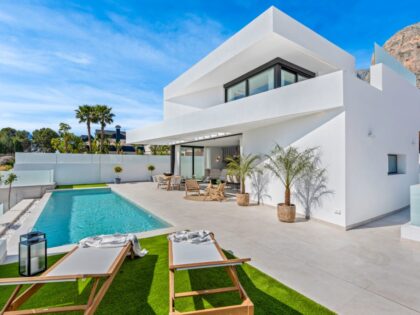 Residencial Excellence en Polop: Un paraíso de mar