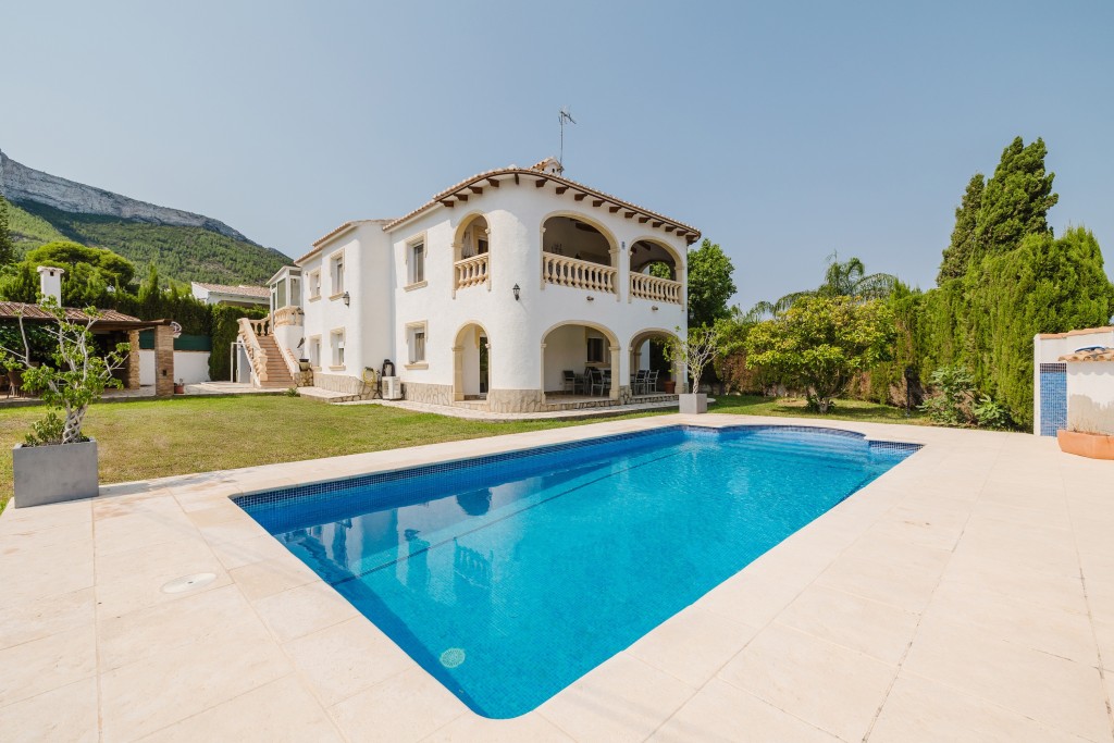 xlarge_CBNAAP1343_44331_V0_89F7