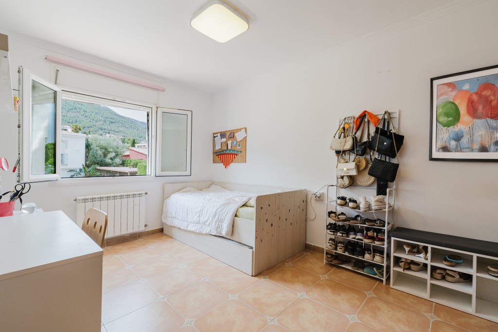 xlarge_CBNAAP1343_44357_V0_C95C