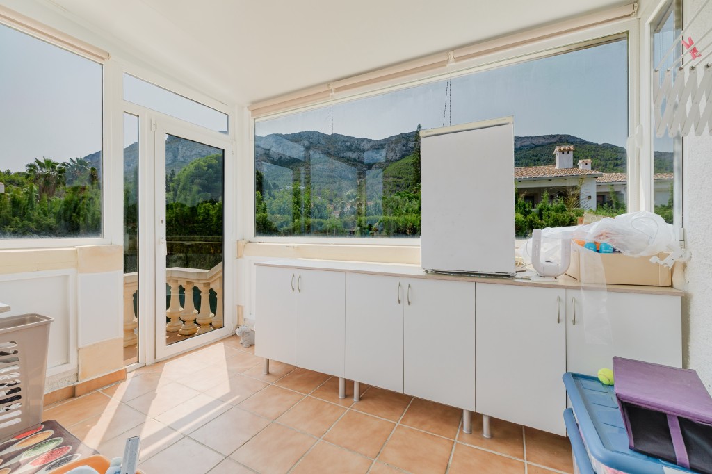 xlarge_CBNAAP1343_44366_V0_215C