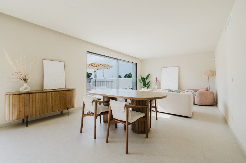 xlarge_CBNAAP1509_43873_V0_74FE