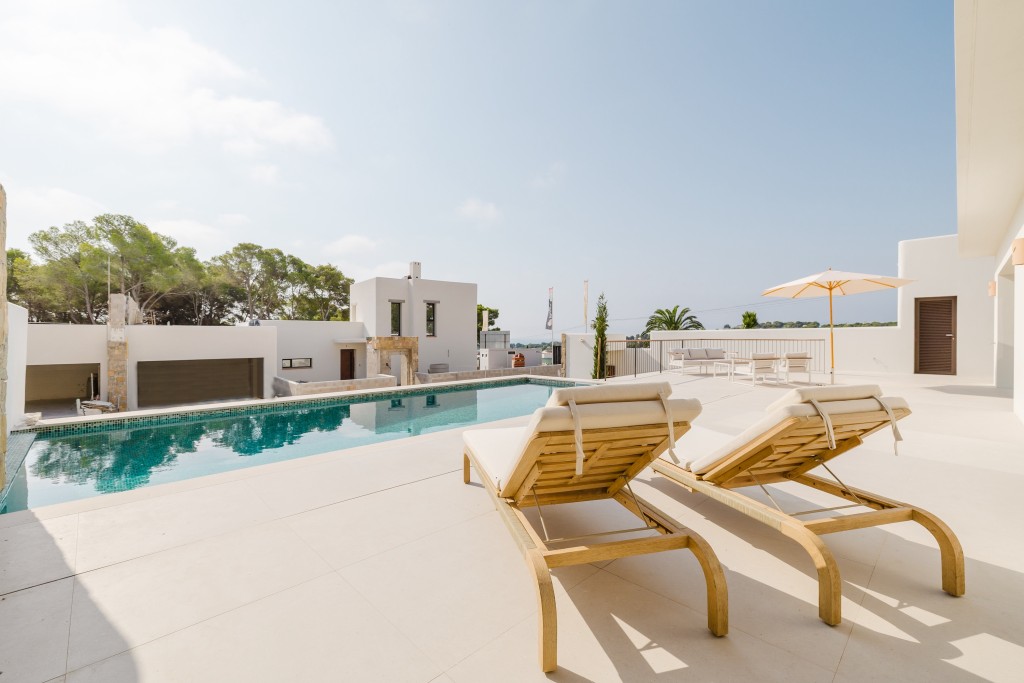 xlarge_CBNAAP1509_43881_V0_F39C