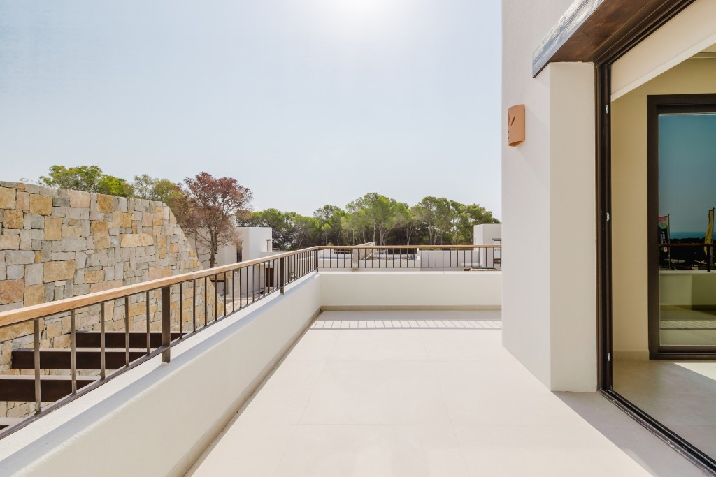 xlarge_CBNAAP1509_43916_V0_D3E0