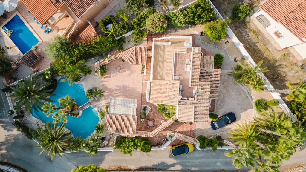 xlarge_CBNAAP1631_44262_V0_2F84