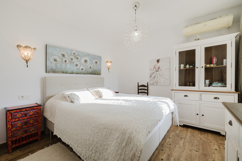 xlarge_CBNAAP1631_44270_V0_ADCE