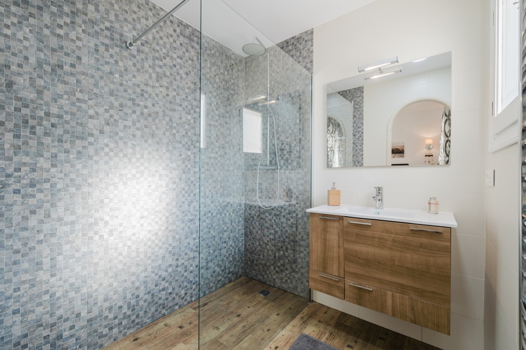 xlarge_CBNAAP1631_44279_V0_ED69