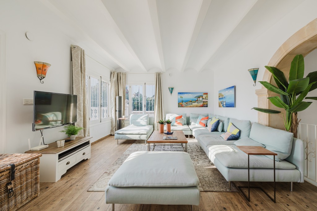 xlarge_CBNAAP1631_44286_V0_B1A6