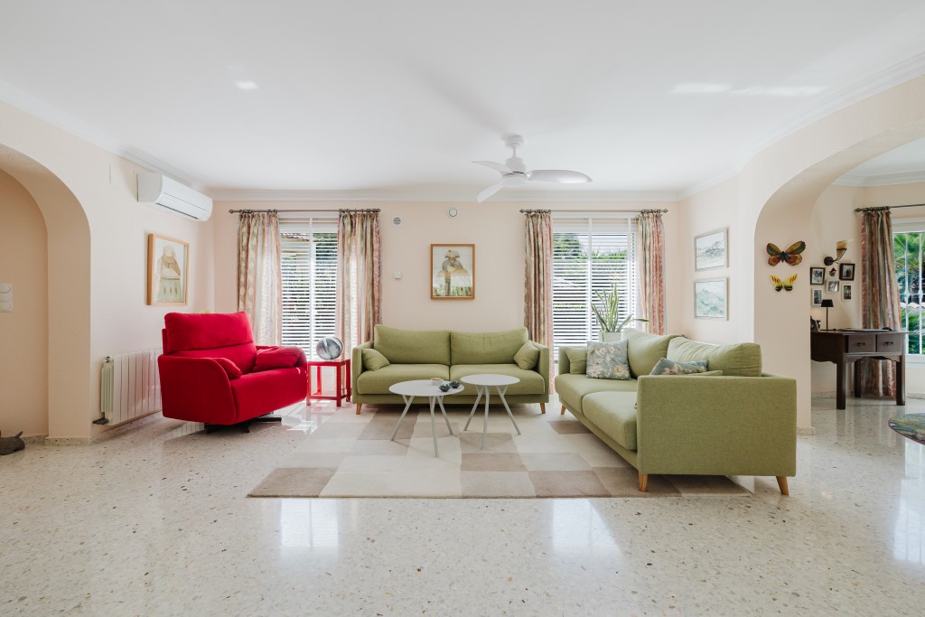 xlarge_CBNAAP1705_44895_V0_1813