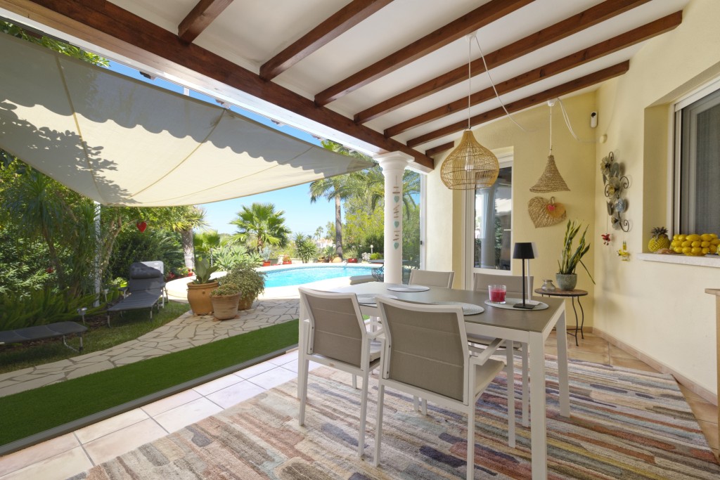 xlarge_CBNAAP1705_44913_V0_00F9