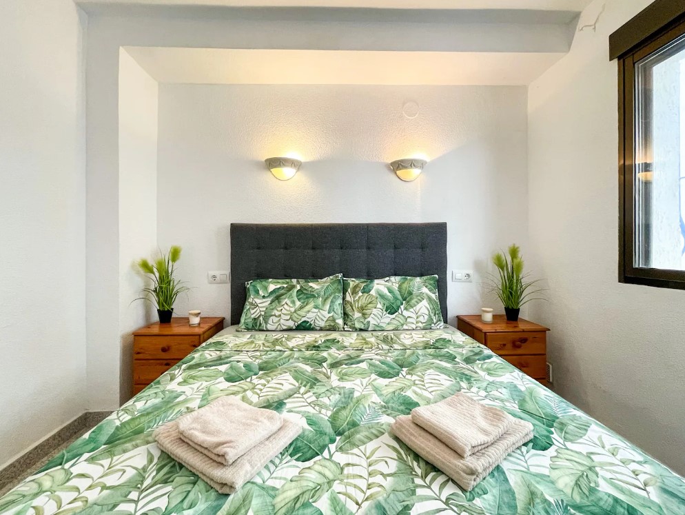 xlarge_CBNAAP1706_44794_V0_1318