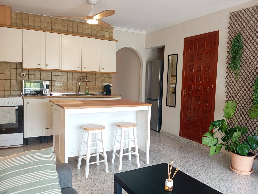 xlarge_CBNAAP1706_44801_V0_8C6B