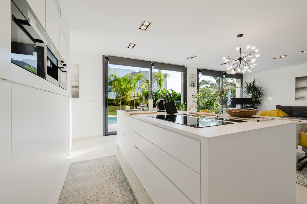 xlarge_CBNAAP1717_46480_V0_94AD