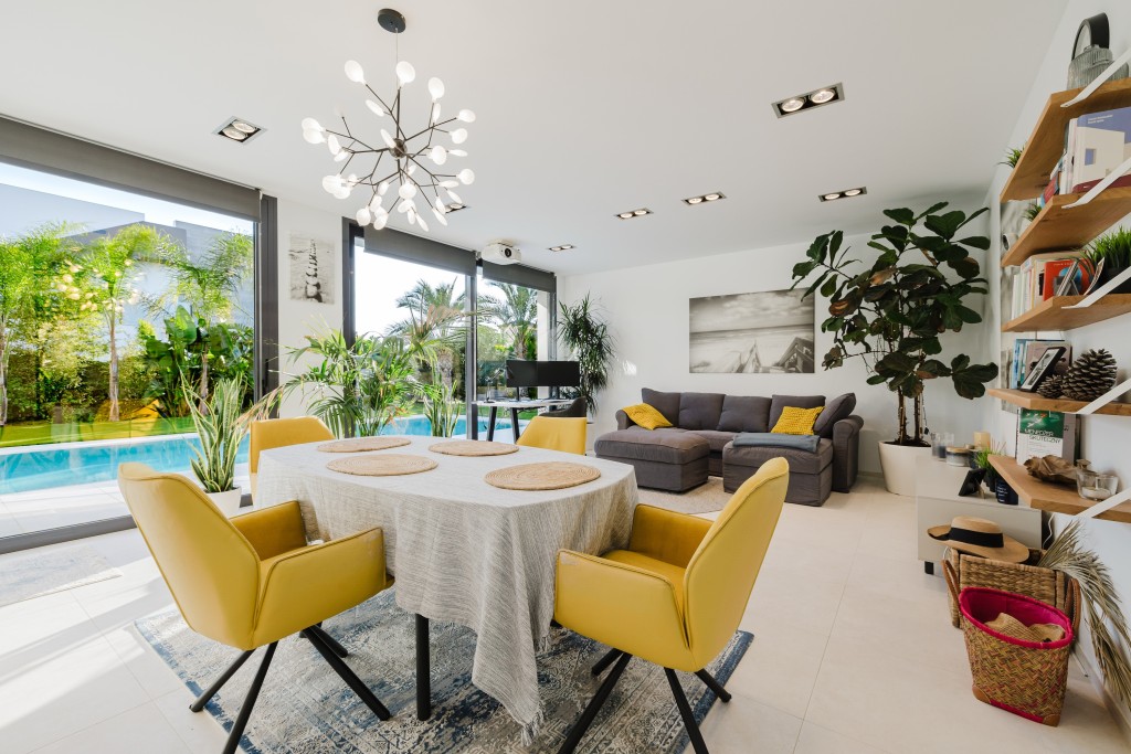 xlarge_CBNAAP1717_46502_V0_7EF3