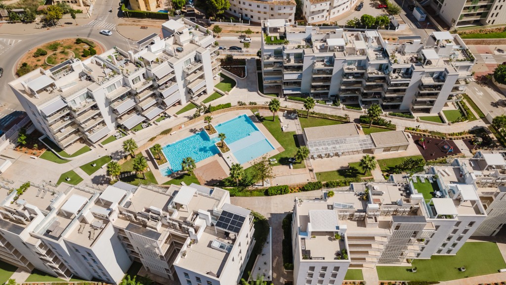 xlarge_CBNAAP1729_45443_V0_56C8