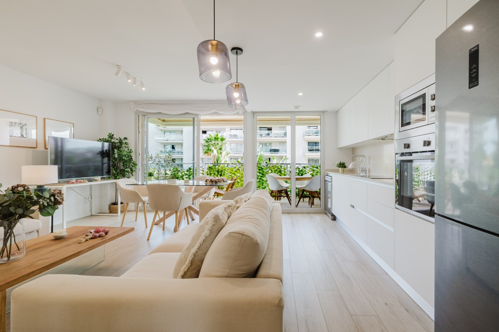 xlarge_CBNAAP1729_45450_V0_B280