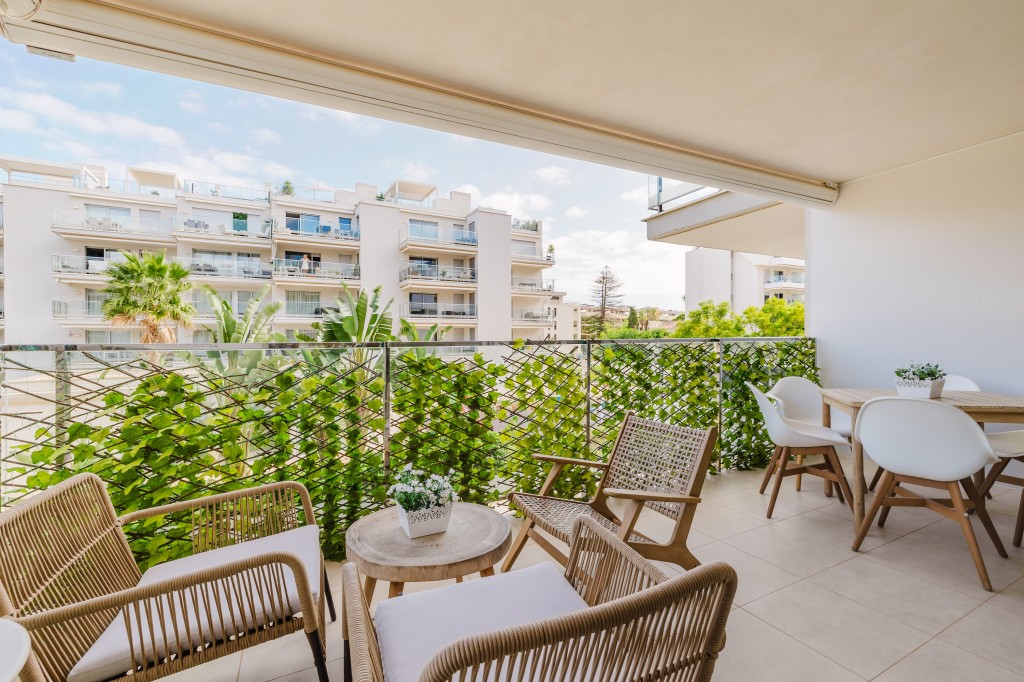 xlarge_CBNAAP1729_45456_V0_5969