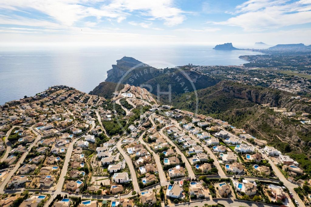 xlarge_CBNAAP1738_45890_V0_EC35