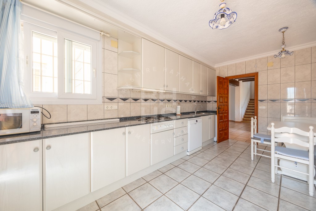 xlarge_CBNAAP1740_45932_V0_DF37