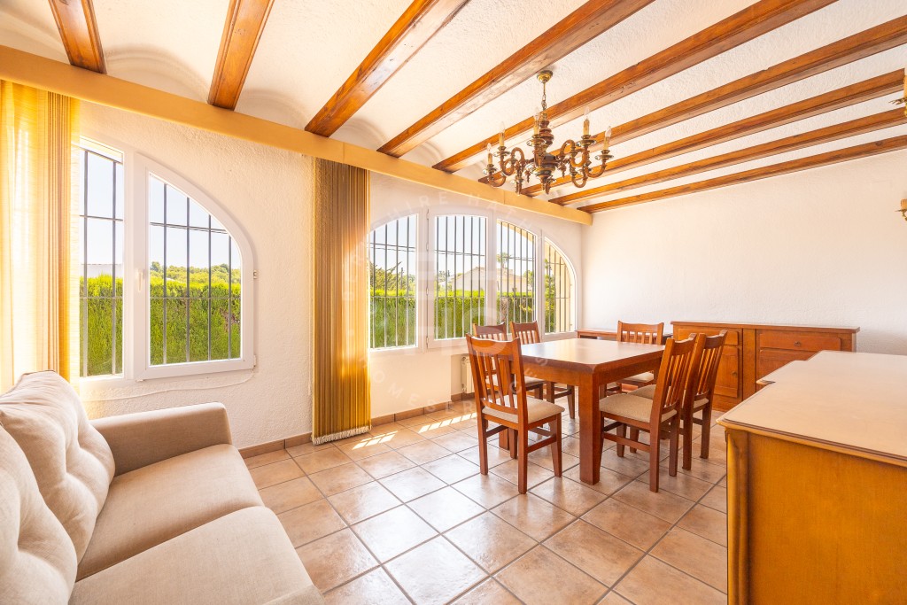 xlarge_CBNAAP1740_45937_V0_4F70