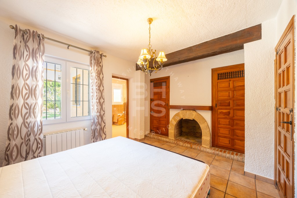 xlarge_CBNAAP1740_45941_V0_A51B