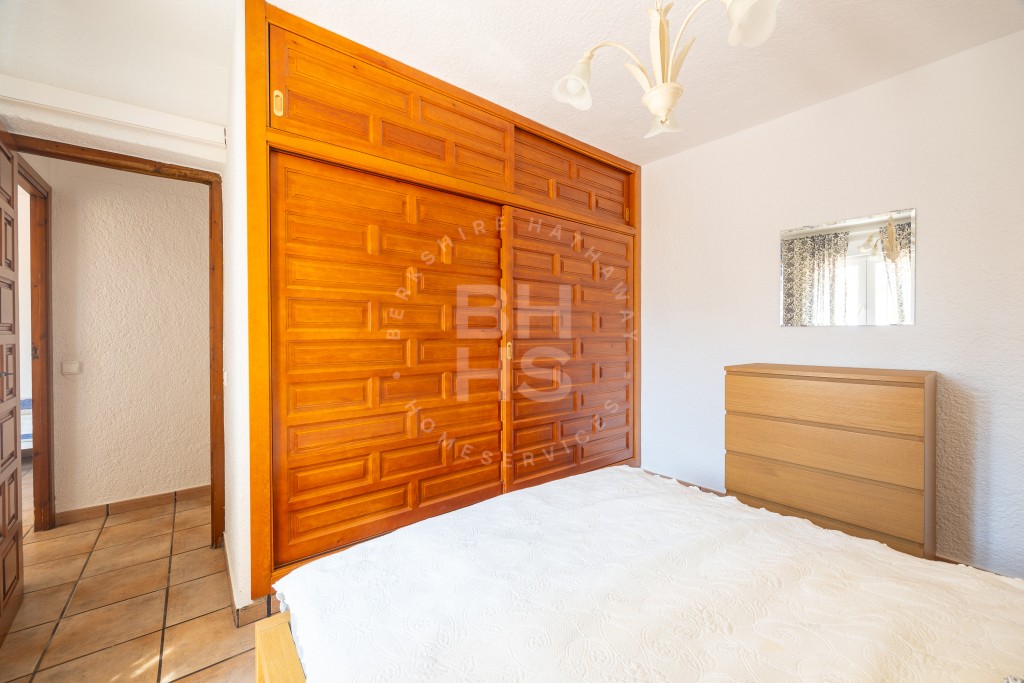 xlarge_CBNAAP1740_45948_V0_9358