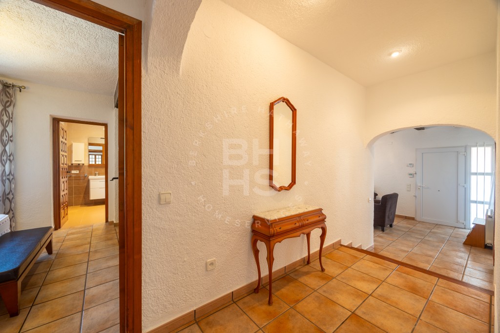 xlarge_CBNAAP1740_45951_V0_1241