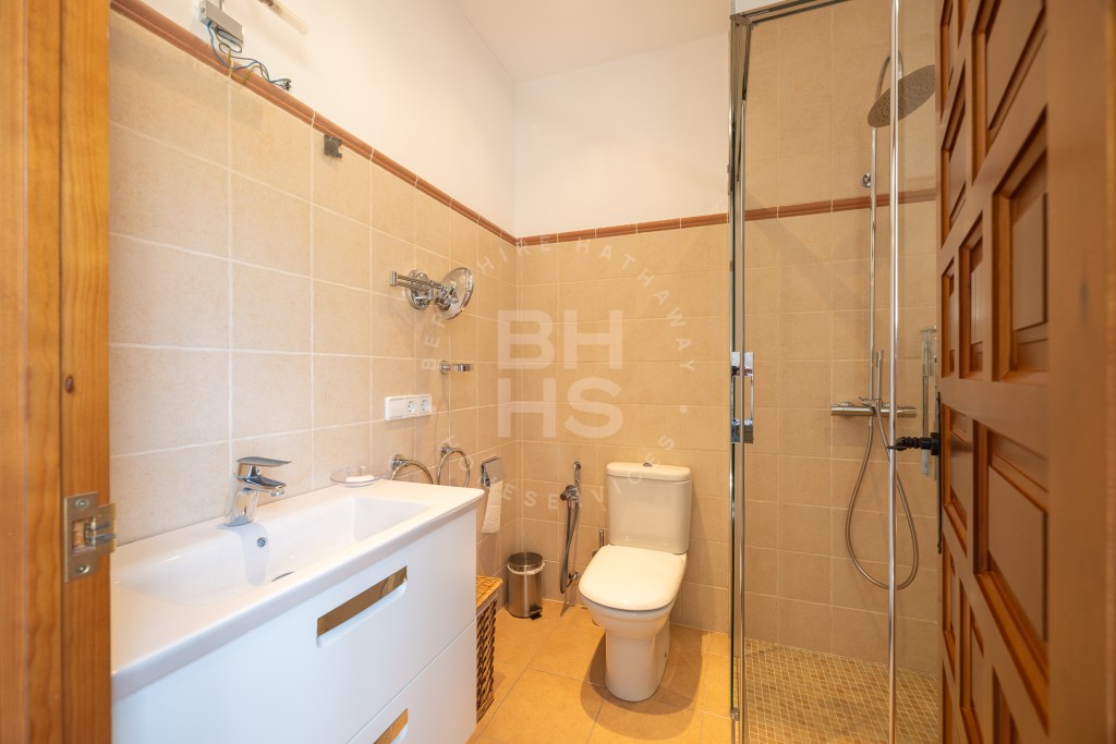 xlarge_CBNAAP1740_45956_V0_EBEF