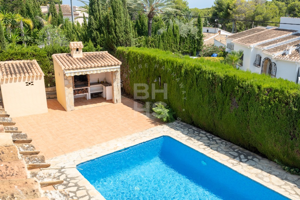 xlarge_CBNAAP1740_45958_V0_D55F