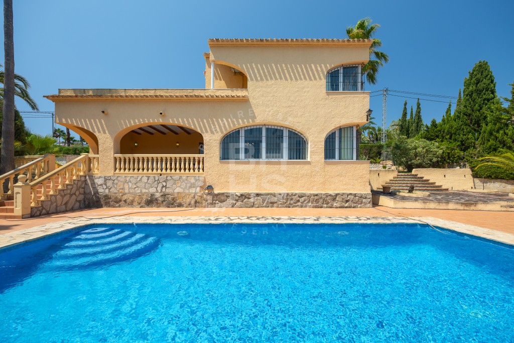 xlarge_CBNAAP1740_45966_V0_C21F