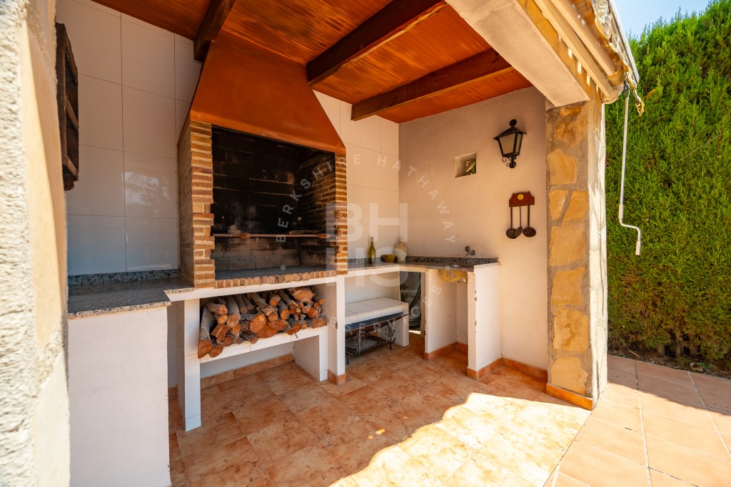 xlarge_CBNAAP1740_45967_V0_6BE8