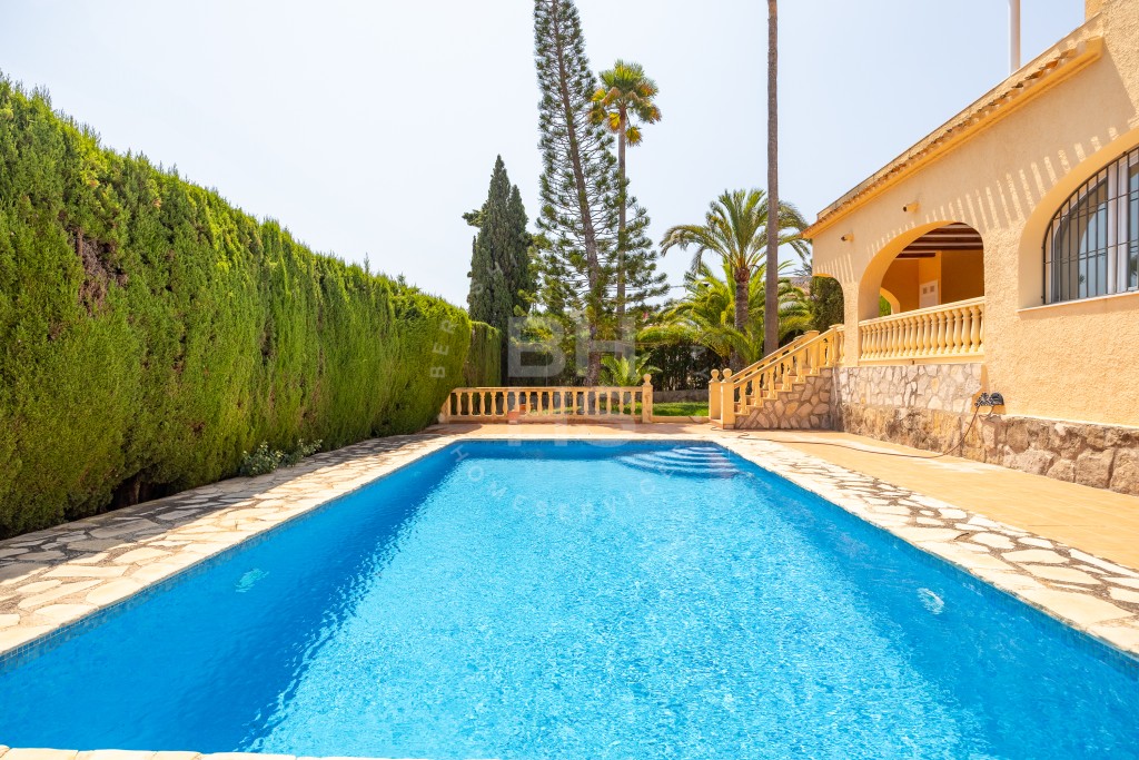 xlarge_CBNAAP1740_45970_V0_F78C