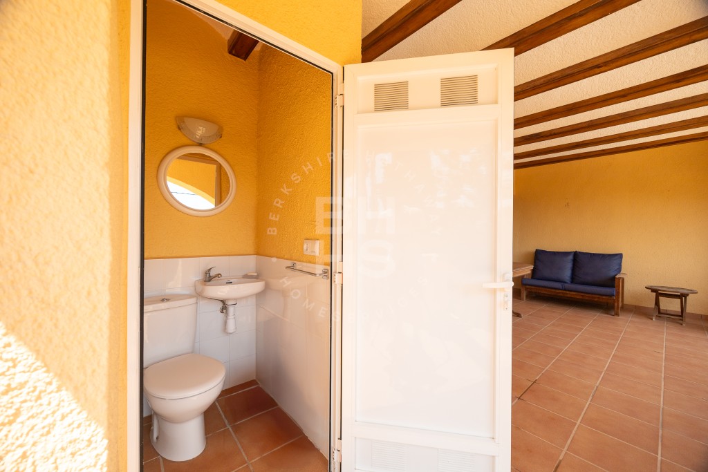 xlarge_CBNAAP1740_45979_V0_2BB8