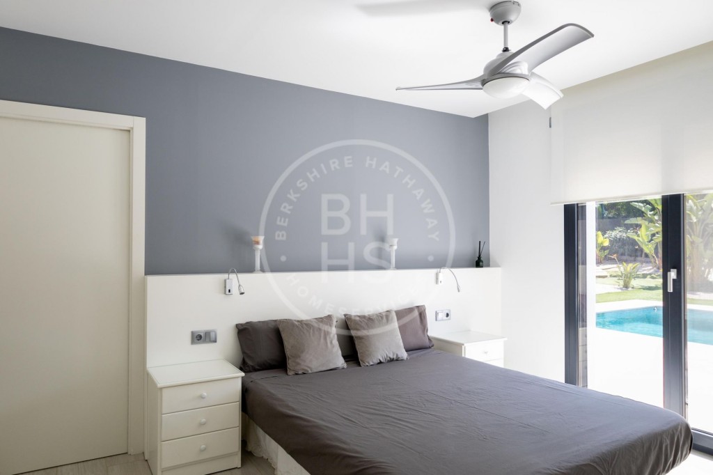 xlarge_CBNAAP385_6637_V0_58C3