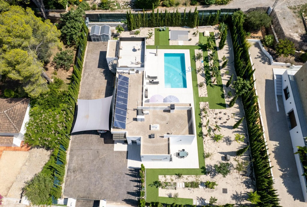 xlarge_CBNAAP385_6653_V0_6F59