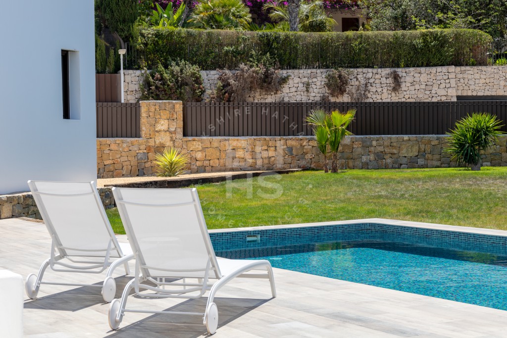 xlarge_CBNAAP862_16389_V0_73AD