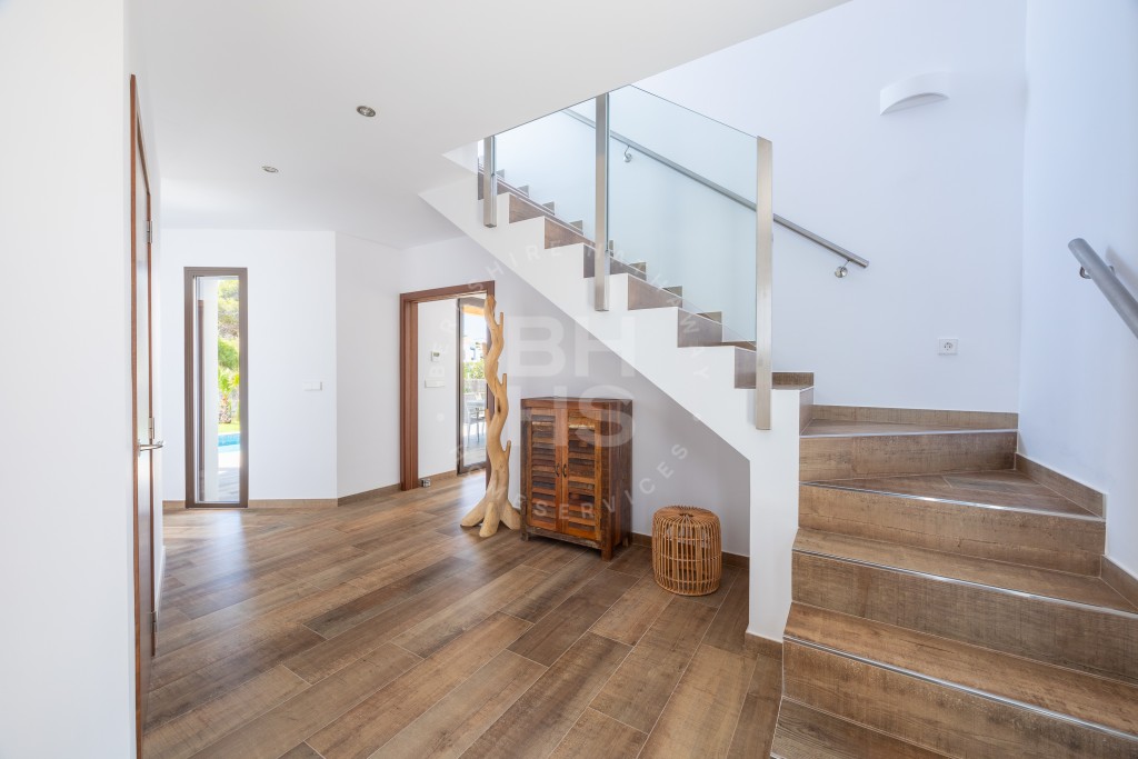 xlarge_CBNAAP862_16393_V0_F89C