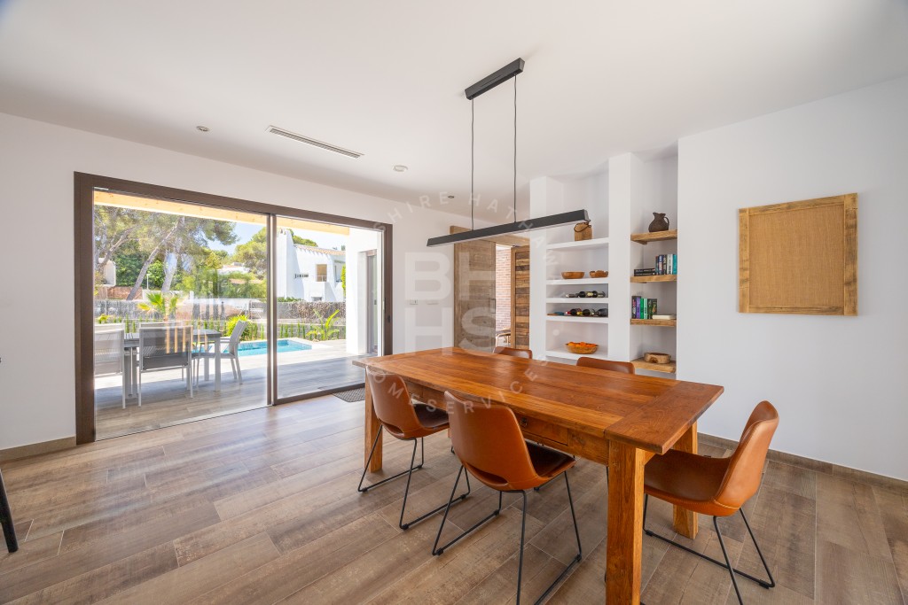 xlarge_CBNAAP862_16402_V0_802D