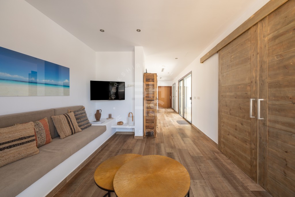 xlarge_CBNAAP862_16405_V0_6884