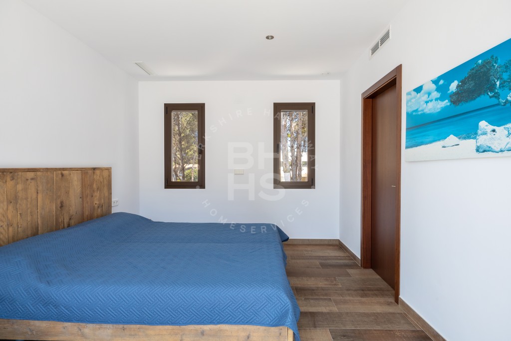 xlarge_CBNAAP862_16428_V0_254C